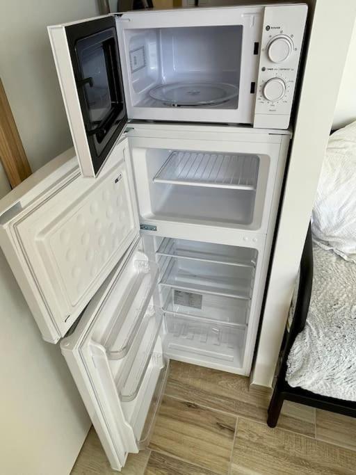 Studio Independant 4 Personnes Pisany Ngoại thất bức ảnh